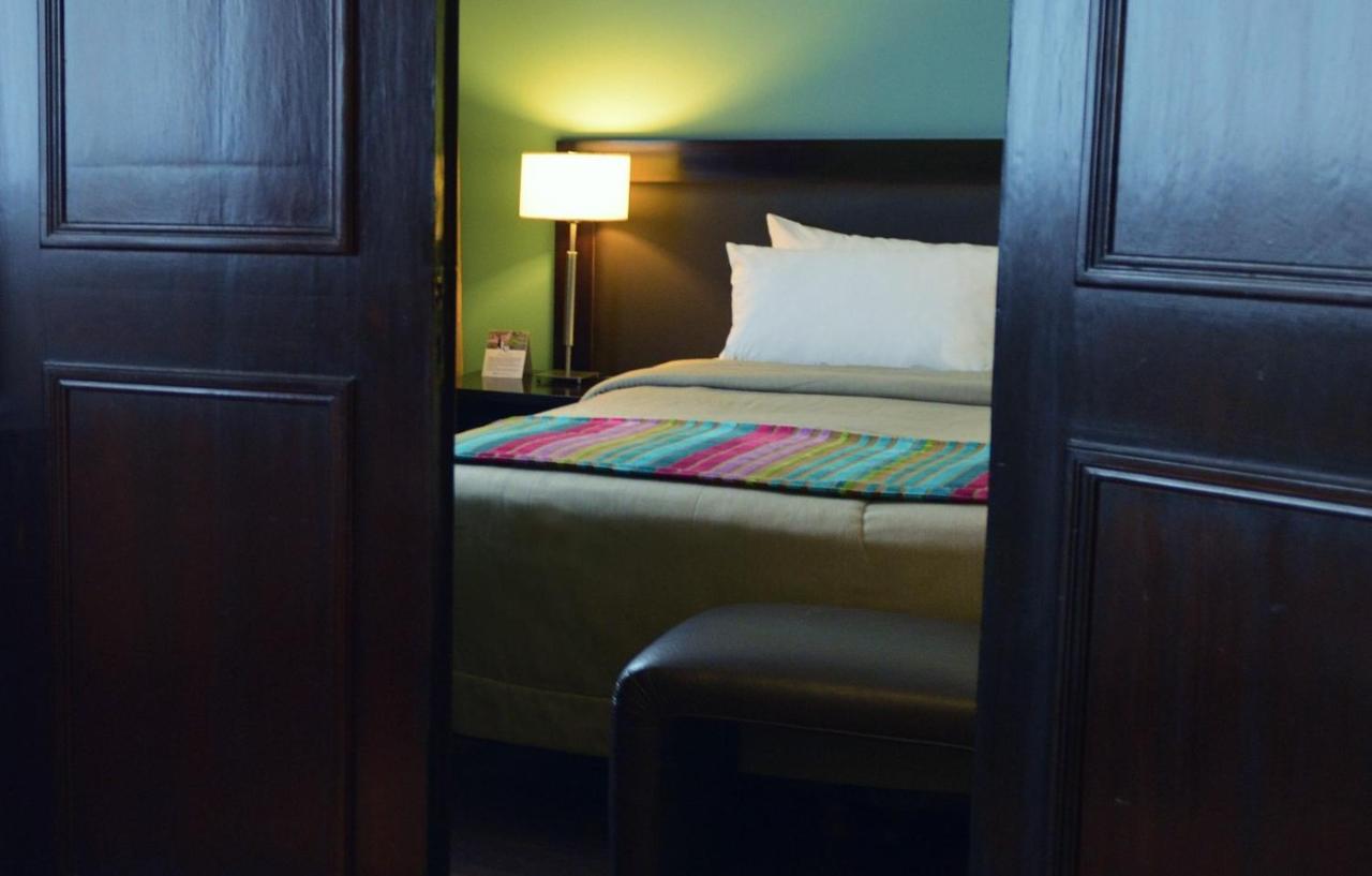Rochester Hotel Classic บัวโนสไอเรส ภายนอก รูปภาพ