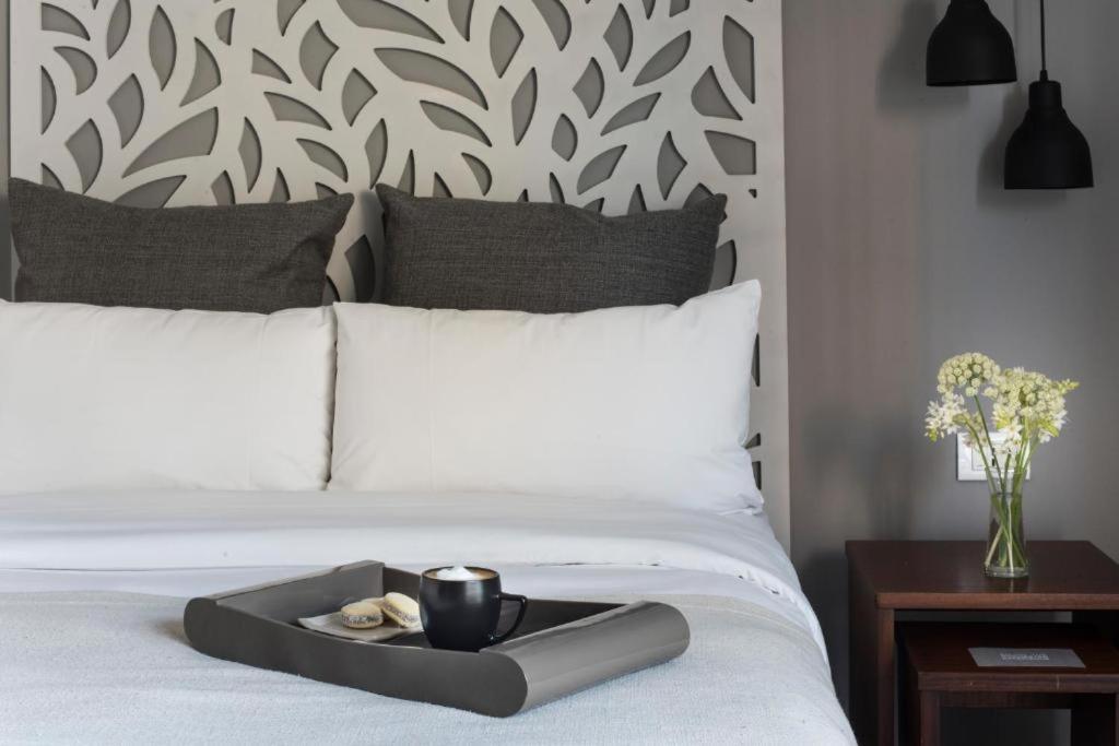 Rochester Hotel Classic บัวโนสไอเรส ภายนอก รูปภาพ