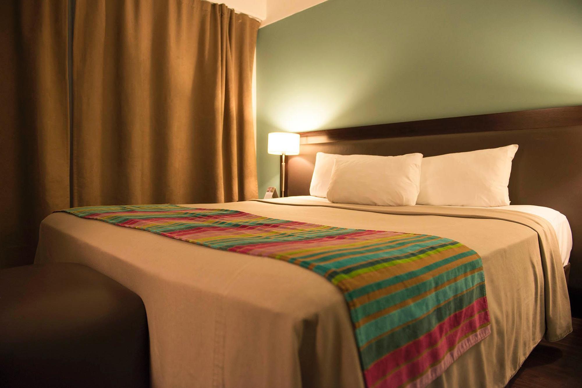 Rochester Hotel Classic บัวโนสไอเรส ภายนอก รูปภาพ