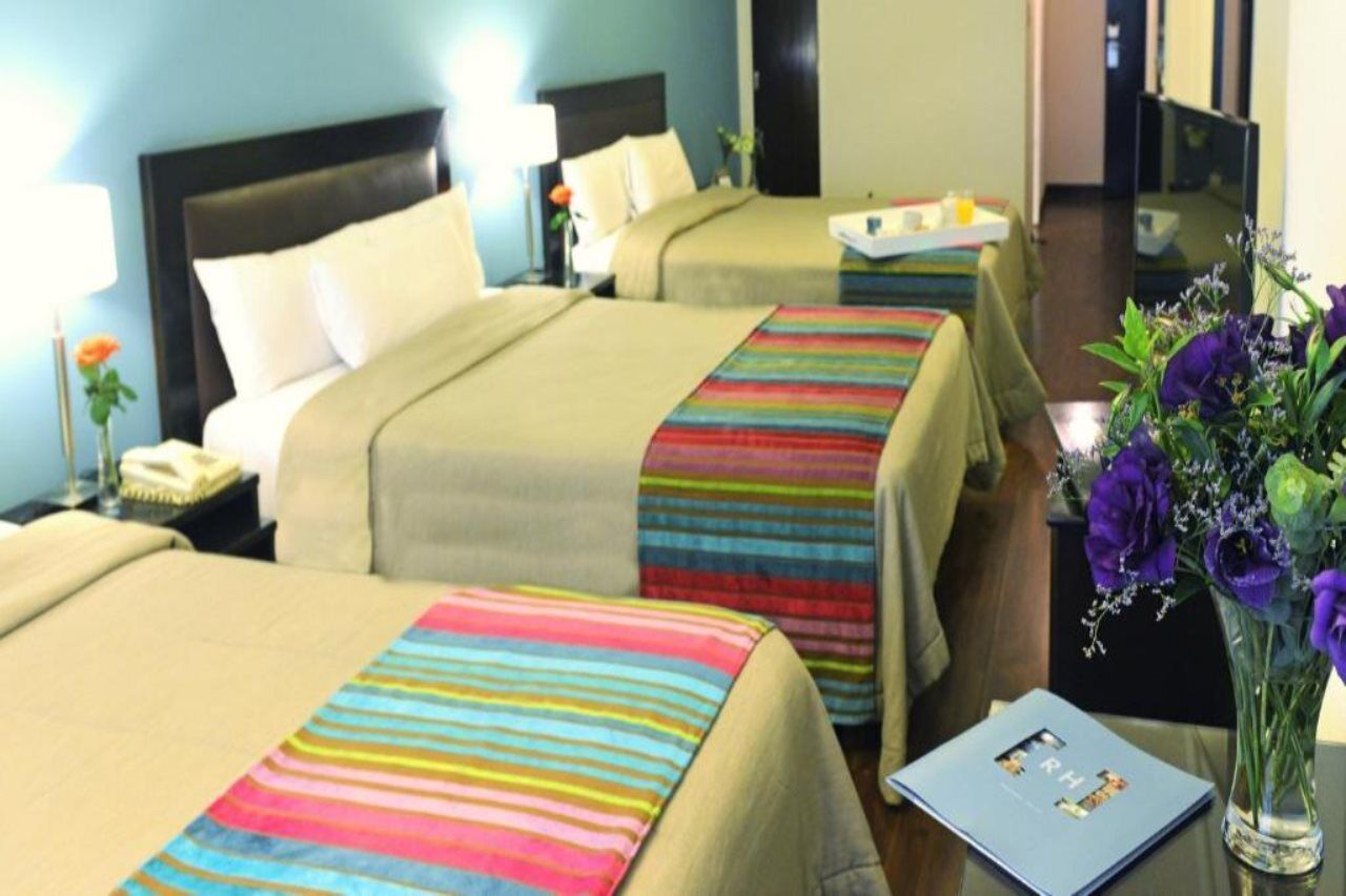 Rochester Hotel Classic บัวโนสไอเรส ภายนอก รูปภาพ